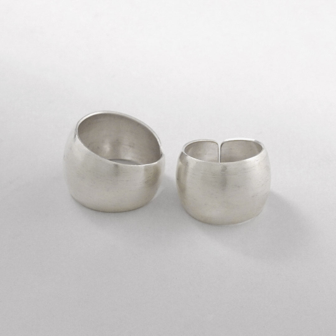 phaduA / Karen Silver Round Ring